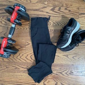 Lululemon wunder under pants with pockets